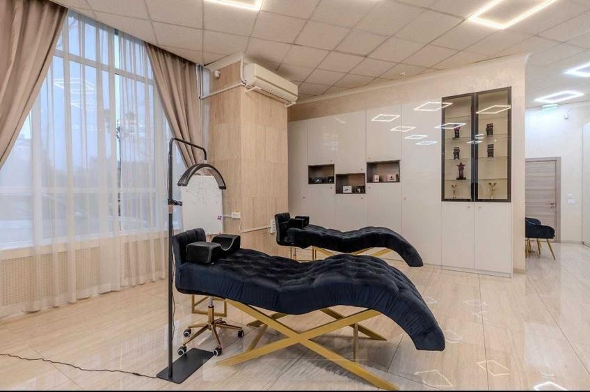 Spațiu comercial, de 179 mp, în Libertății