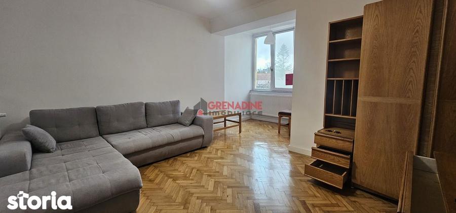 Apartament cu 2 camere decomandat, mobilat în Brașovul Vechi