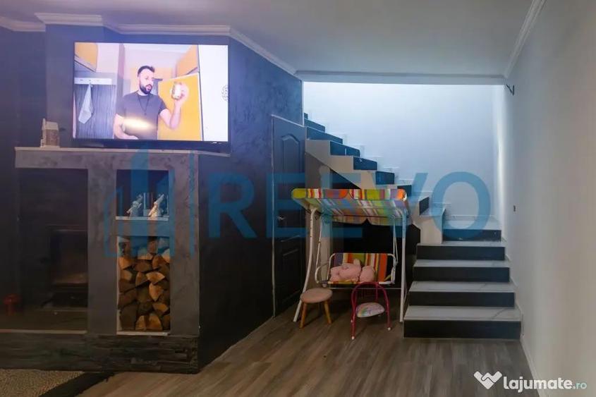 Casă cu 3 camere cu Teren 4060 Mp în Central