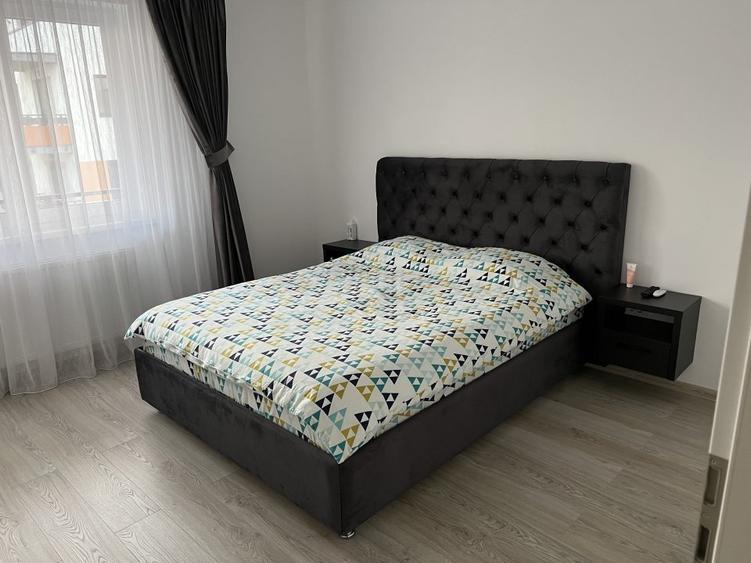 Apartament cu 2 camere decomandat, mobilat în Tractorul