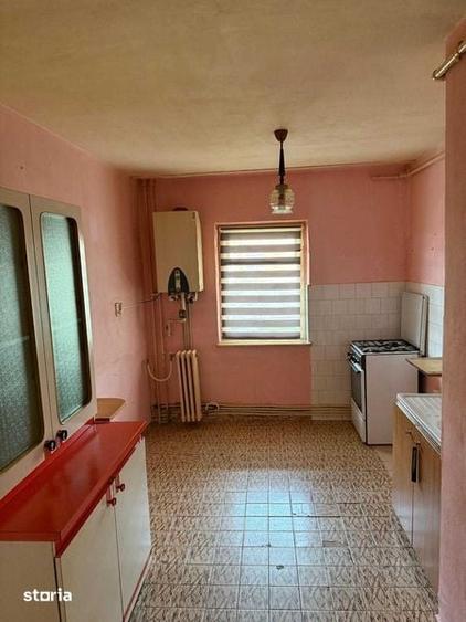 Persoana fizica vand apartament 2 camere decomandate cart. Cetate - 3