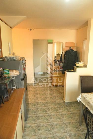 Apartament de vanzare cu 3 camere, decomandat, Bucovina, Timisoara - 12