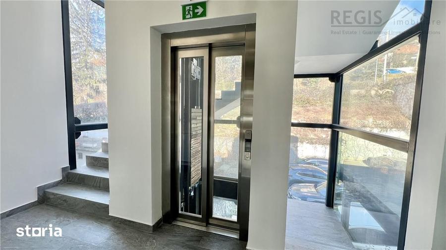 Spațiu comercial, de 438 mp, în Centrul Istoric