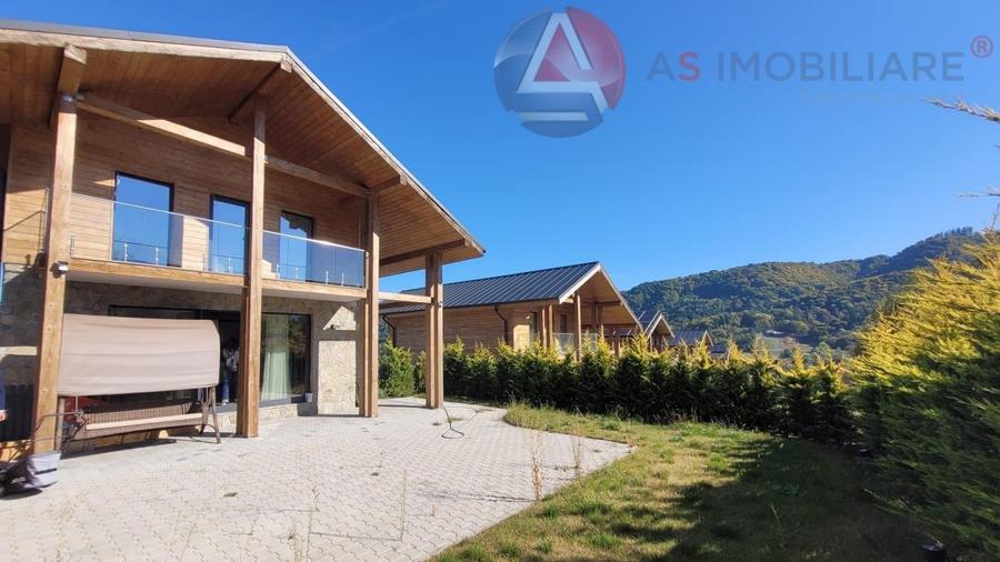 Casă cu 3 camere cu Teren 400 Mp în Glăjărie