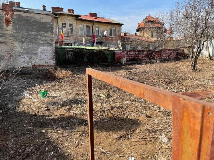 Teren Construcții intravilan de 407 mp, în 13 Septembrie