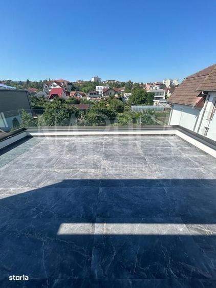 Apartament cu 4 camere în Andrei Mureșanu