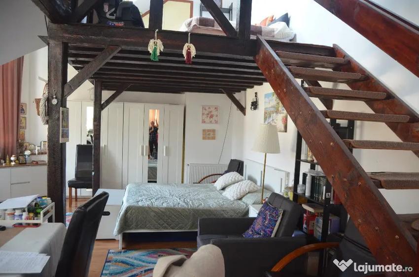 Apartament cu 2 camere decomandat în Central
