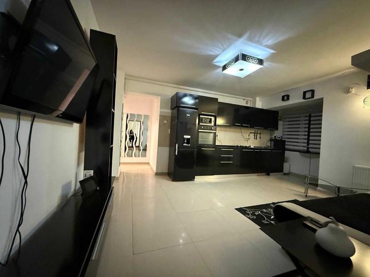 Apartament cu 2 camere semidecomandat, mobilat în Valea Ialomiței