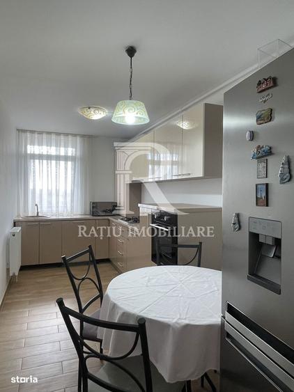 Apartament cu 3 camere decomandat în Nufărul