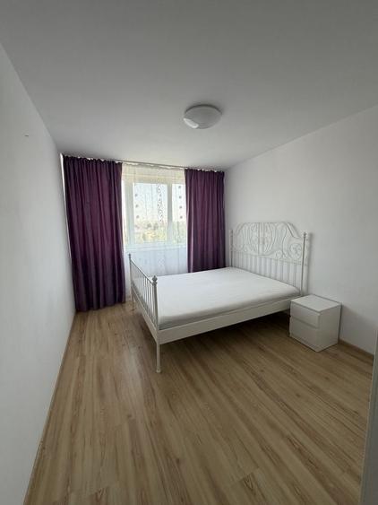 Apartament cu 3 camere decomandat, mobilat în Vitan