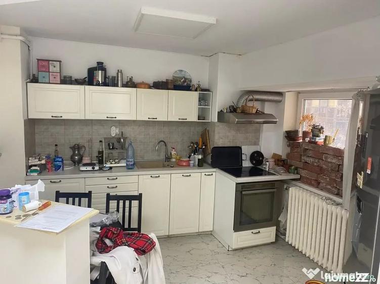Apartament cu 4 camere decomandat în Unirii