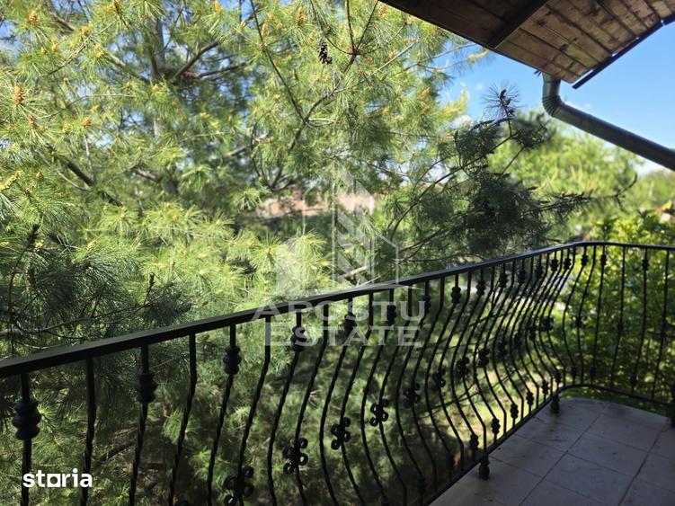 Casă cu 5 camere cu Teren 1016 Mp în Central