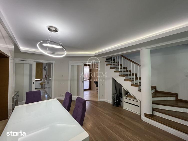 Casă cu 7 camere cu Teren 240 Mp în Feleacu