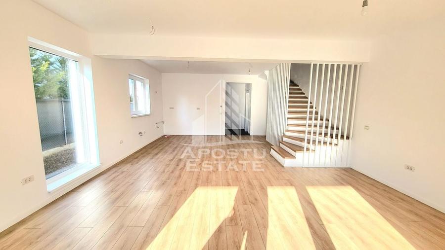 Duplex cu 4 camere cu Canalizare în Dumbrăvița