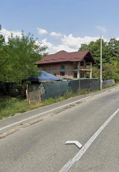 Teren de 463 mp, în Central
