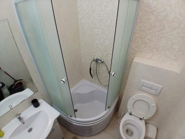 Garsonieră decomandată, mobilată în Galata