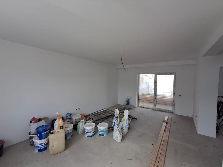 Duplex cu 3 camere cu Canalizare în Șelimbăr