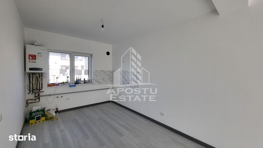 Casă cu 3 camere cu Teren 300 Mp în Tipografilor
