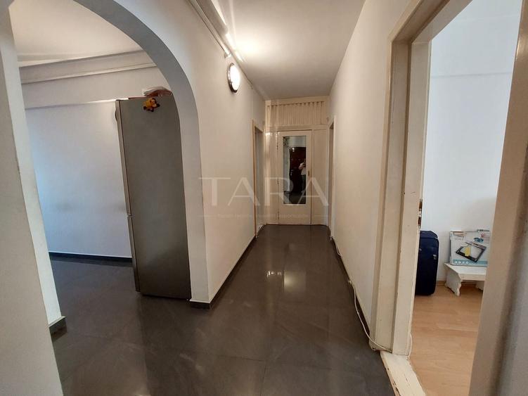 Apartament cu 3 camere decomandat, mobilat în Dâmbul Rotund