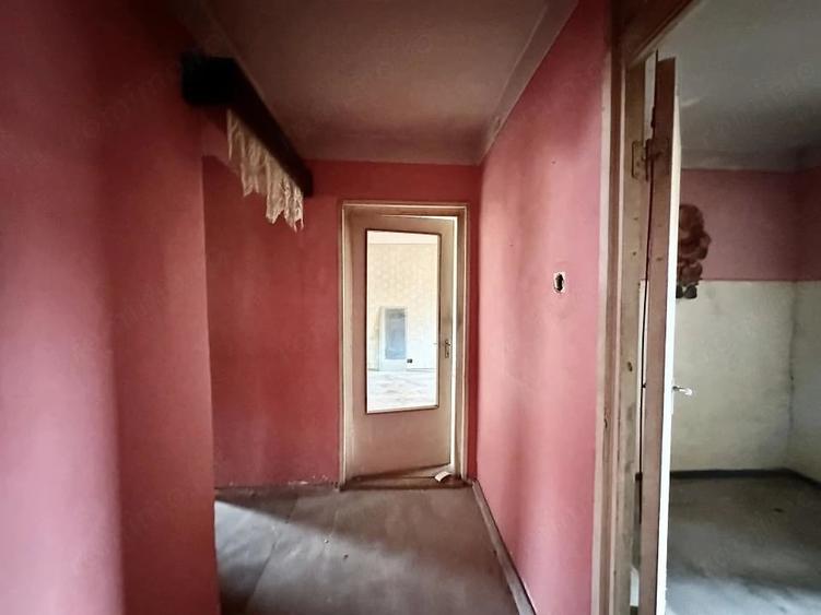 Apartament cu 3 camere decomandat în Soarelui
