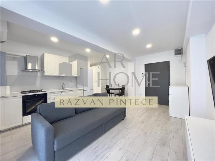 Apartament cu 2 camere decomandat, mobilat în Albert