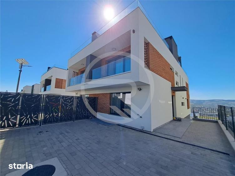 Casă cu 5 camere cu Teren 250 Mp în Iris