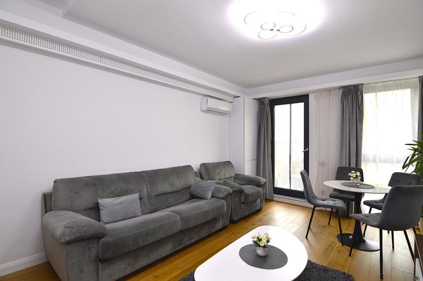 Apartament cu 2 camere decomandat, mobilat în Unirii