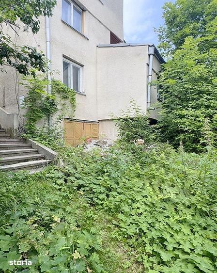 Casă cu 5 camere cu Teren 500 Mp în Bartolomeu