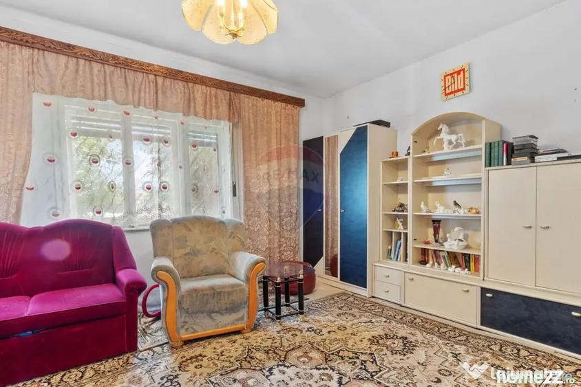 Casă cu 4 camere cu Teren 720 Mp în Grădiște