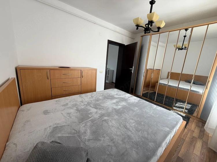 Apartament cu 3 camere în Lipovei