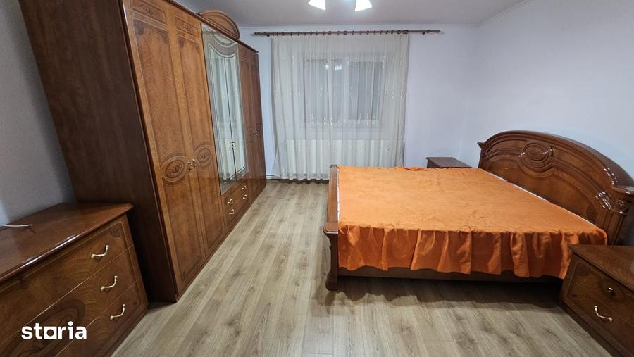 Casă cu 4 camere cu Teren 500 Mp în Iosia