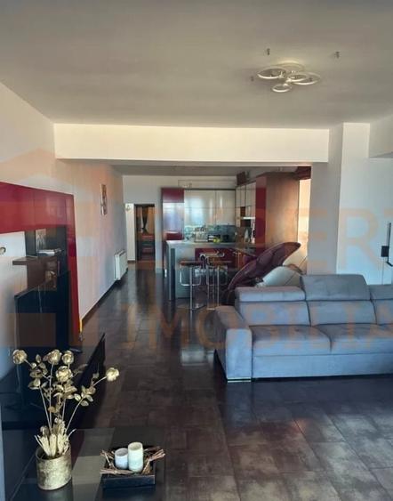 Apartament cu 2 camere decomandat, mobilat în Faleza Nord
