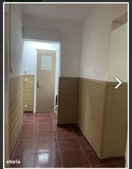 Apartament cu 3 camere decomandat în Drumul Taberei