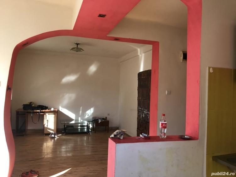 Casă cu 3 camere în Ineu