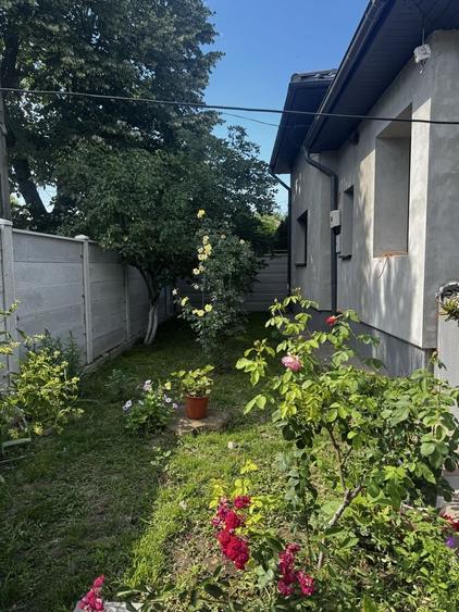 Casă cu 4 camere în Central