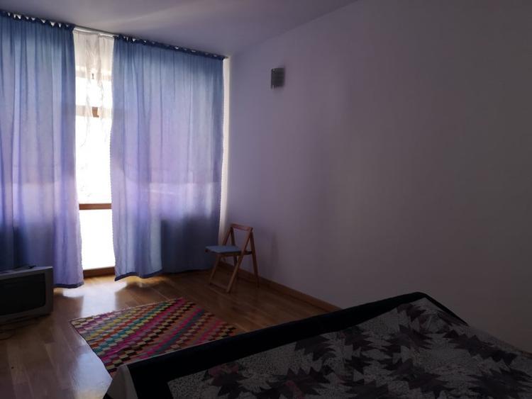 Casă individuală cu 7 camere cu Canalizare în Craiter