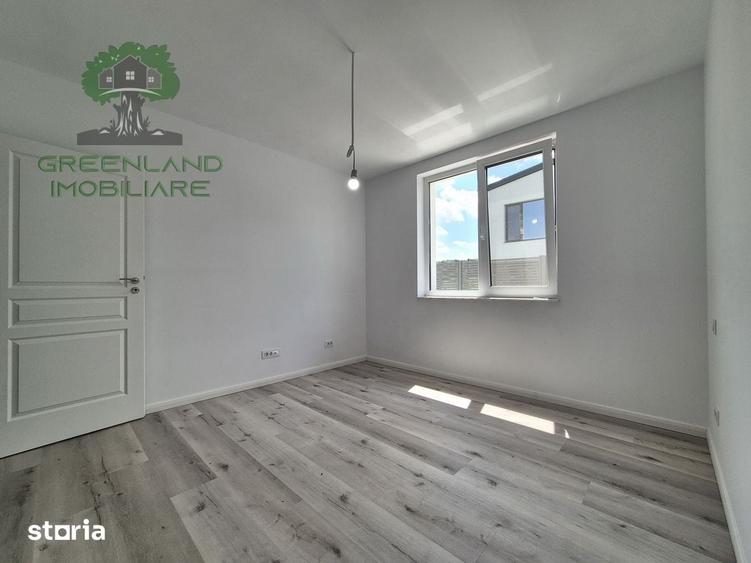 Casă cu 5 camere cu Teren 500 Mp în Tomești