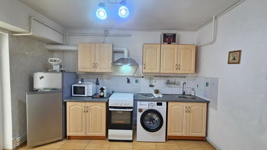 Apartament cu 2 camere decomandat în Mazepa 1