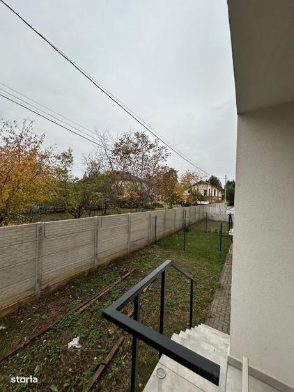 Apartament cu 4 camere decomandat în Albert