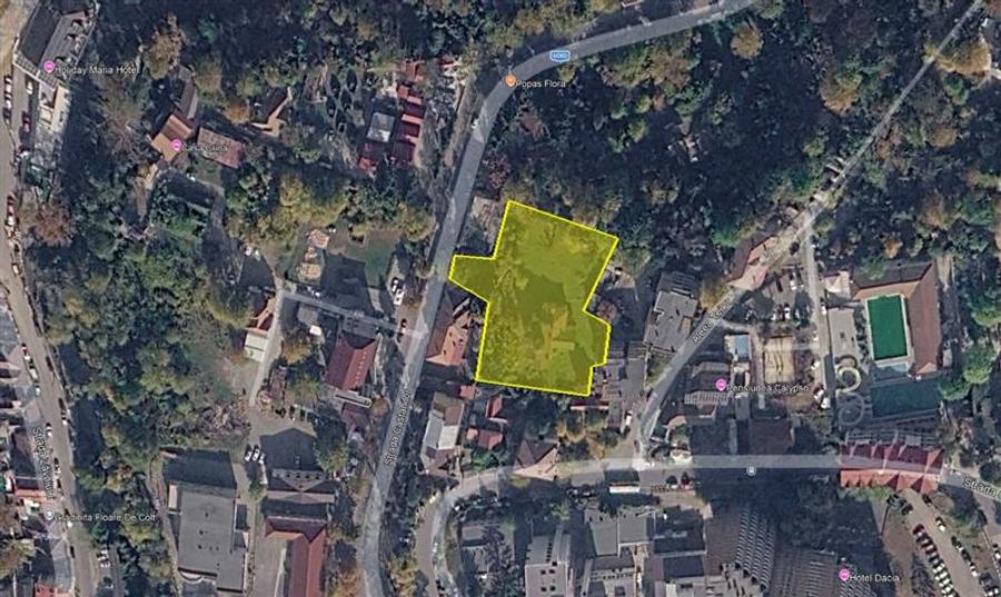 Casă individuală cu 4 camere cu Teren 3204 Mp în Central