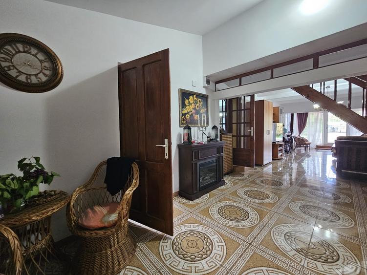 Casa Bacia, judet Hunedoara - 9