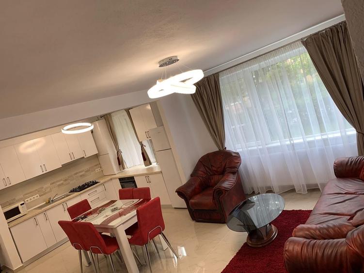 Apartament cu 3 camere în Central