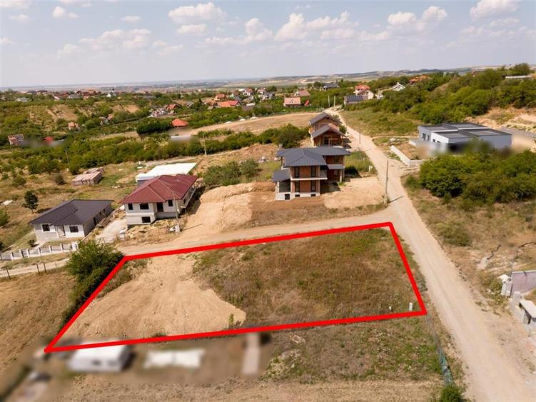 Teren intravilan de 951 mp, în Paleu