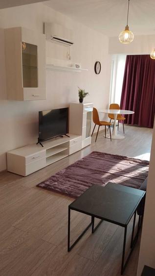 Apartament cu 2 camere decomandat în Gară