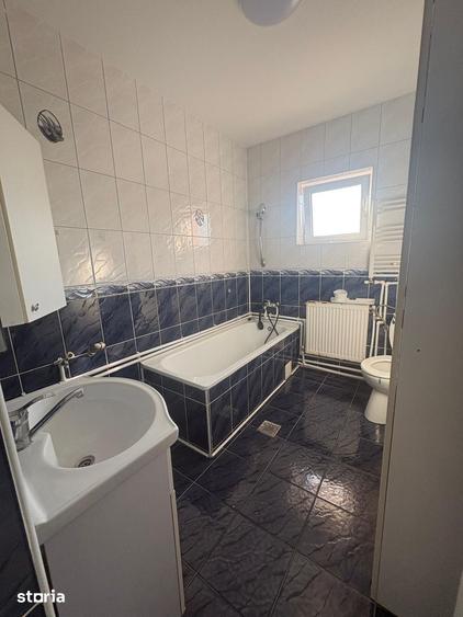 Casă cu 3 camere cu Teren 100 Mp în Sisești