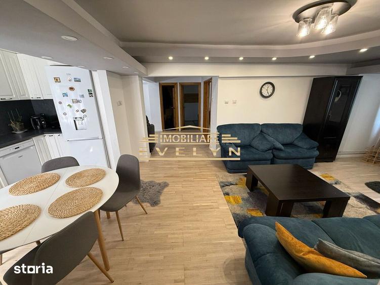 Apartament cu 4 camere decomandat în Central