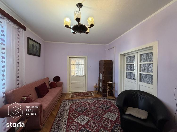 Casă cu 6 camere cu Teren 720 Mp în Grădiște
