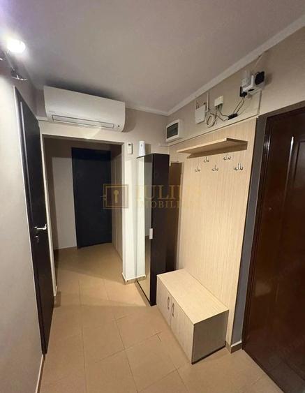 Apartament cu 3 camere decomandat în Lunei
