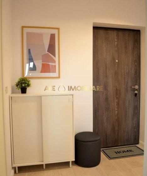 Apartament cu 2 camere decomandat, mobilat în P-ta Presei Libere