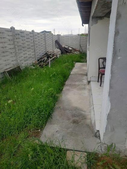 Casă individuală cu 4 camere cu Teren 290 Mp în Sud